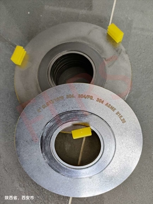 Buy Stainless Steel Spiral Wound Gasket CGI Type With SS304 Outer Ring And Inner Ring For Steel Flanges online manufacture