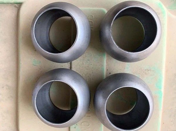 Thick 300mm Acid Pickling Steel Connection Ball With Hole